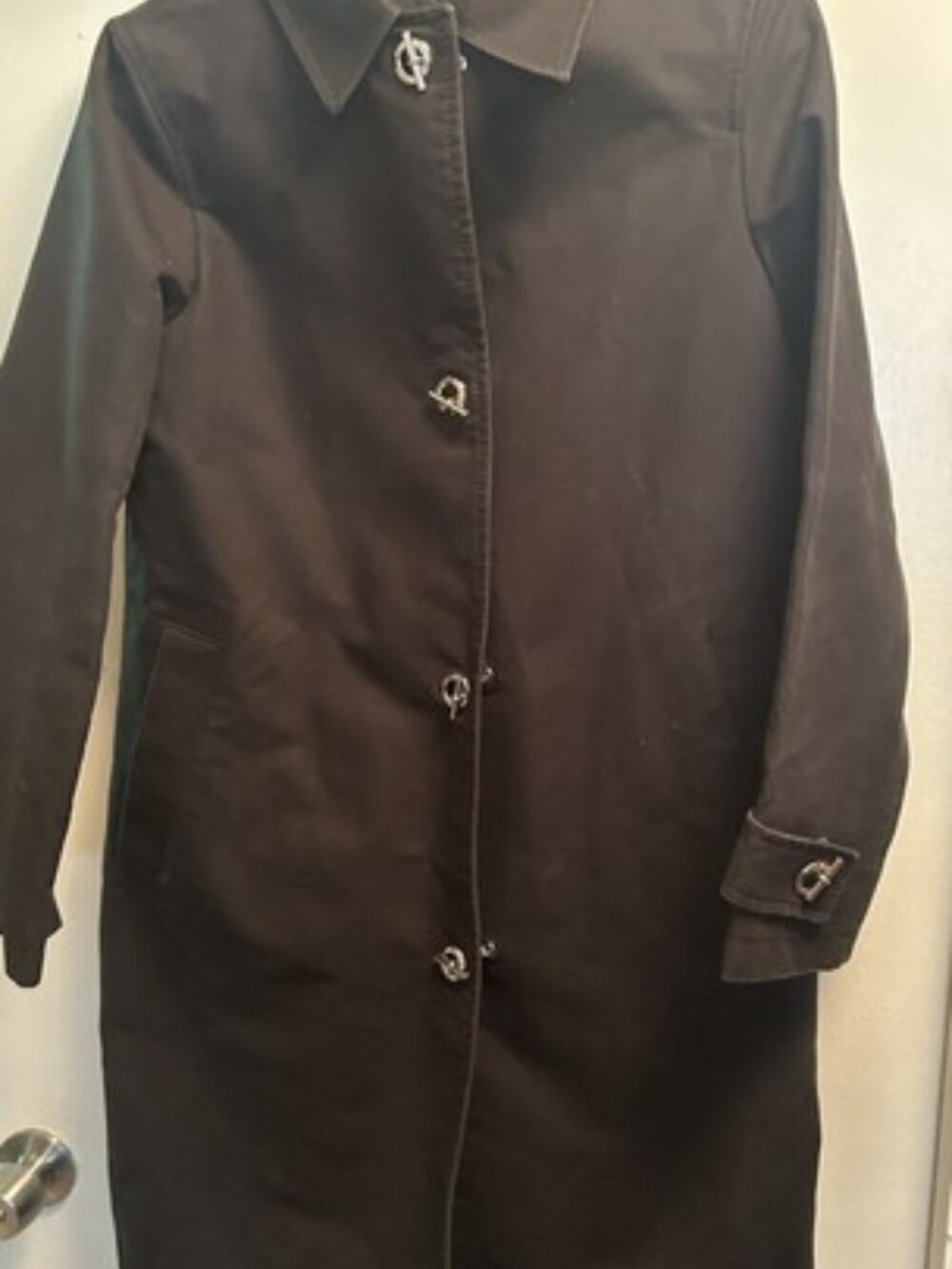 Womens Burberry trench coat with silver chain buttons (RARE)
